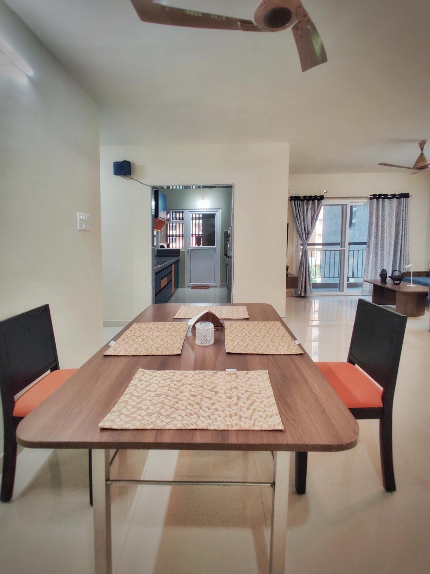 Symphony Apartments At Mihan Ναγκπούρ Εξωτερικό φωτογραφία