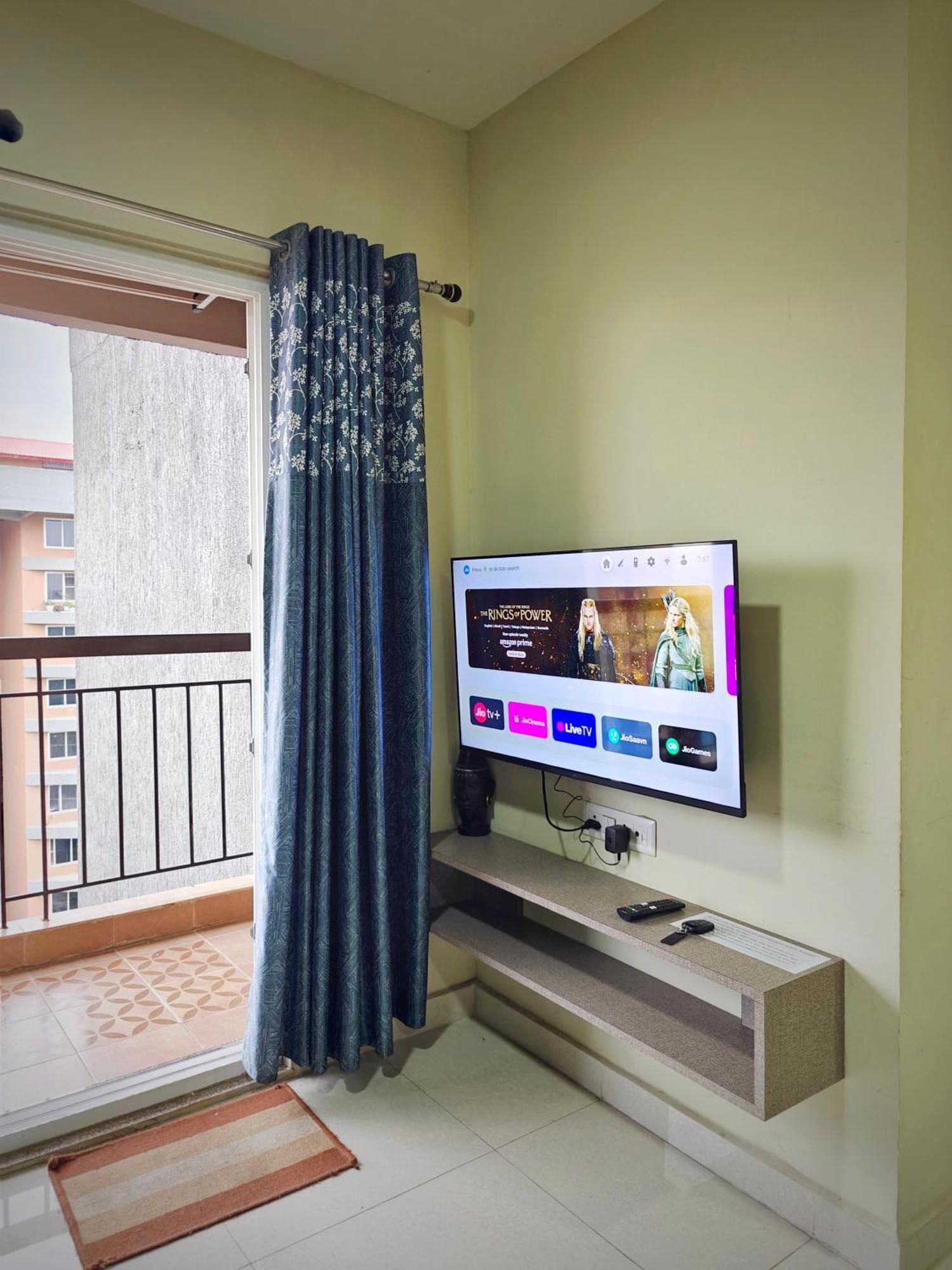 Symphony Apartments At Mihan Ναγκπούρ Εξωτερικό φωτογραφία